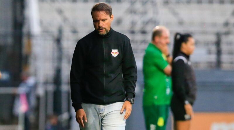 Mauricio Souza comanda Red Bull Bragantino à final do BR de Aspirantes com melhor campanha, ataque e defesa da competição