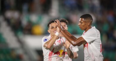 Bragantino goleia o Blooming e mantém vivo o sonho na Sul-Americana