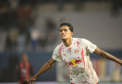 Volpi marca de pênalti e Bragantino bate o Vitória em Bragança Paulista