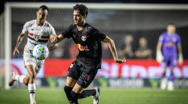 Bragantino perde para o São Paulo no Brasileirão em duelo no Morumbi