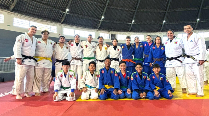 Judô de Atibaia conquista medalhas e participa de um dos maiores encontros da modalidade no Brasil