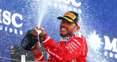 Hamilton faz história e esquenta Mundial de F1