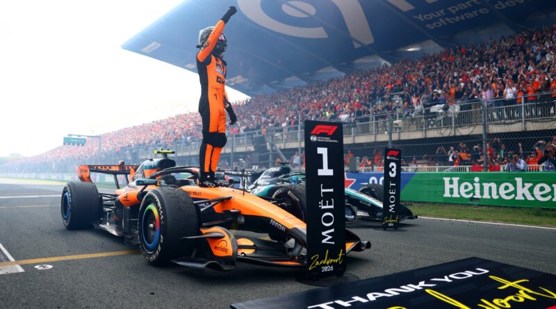 Norris ajuda a embolar o campeonato