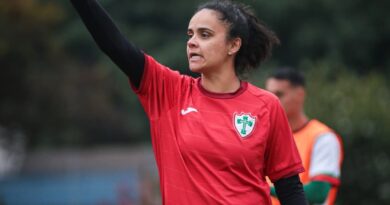 Thais projeta o futuro do futebol feminino da Portuguesa e a adaptação a Atibaia