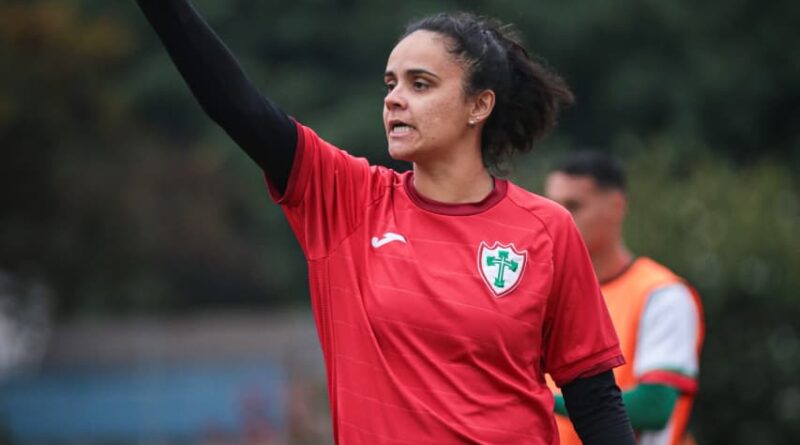 Thais projeta o futuro do futebol feminino da Portuguesa e a adaptação a Atibaia