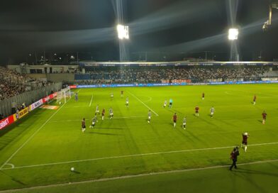 Bragantino sofre com erro de Volpi, perde para o Corinthians e cai na tabela