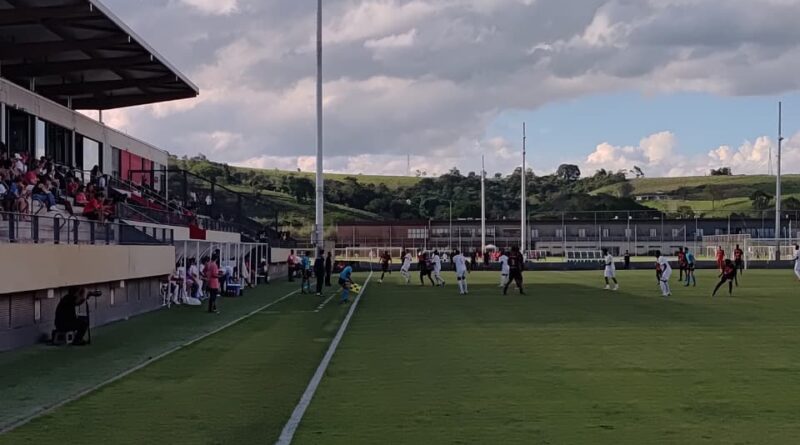 Red Bull Bragantino goleia Flamengo de Guarulhos e avança no Paulistão Sub-20