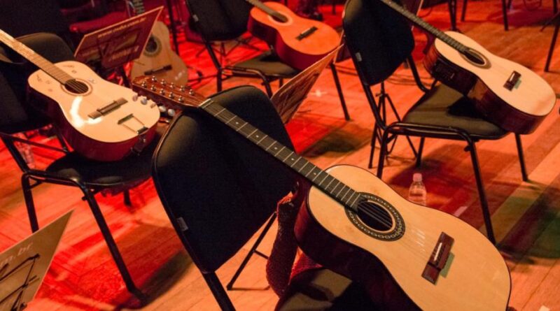 Orquestra de Viola de Atibaia apresenta espetáculo gratuito neste sábado (30)