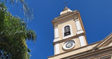 Festa de São João movimenta Atibaia com celebrações religiosas, shows e transmissão dos jogos na Praça da Matriz